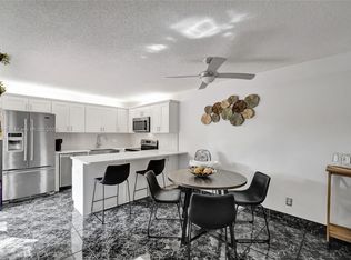 9851 NW 6th Ct, Plantation, FL 33324