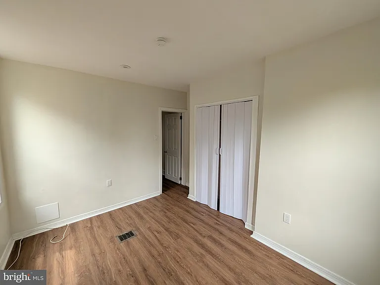5609 Walton Ave — Photo 20