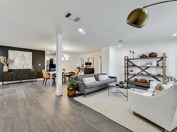 4th image of 8012 Evadean Cir