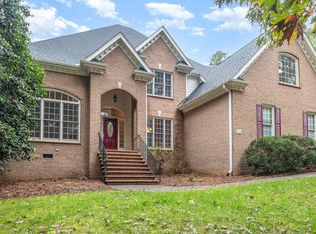 2525 Laurelford Ln, Wake Forest, NC 27587