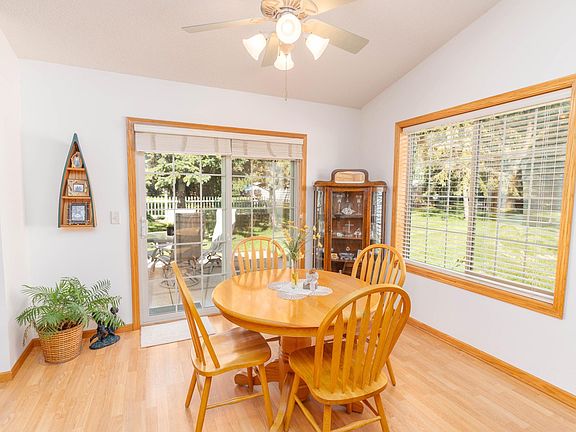5th image of 1007 Diamond Willow Cir