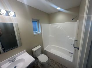 306 13th St, Kenova, WV 25530