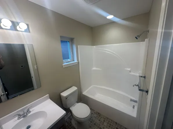 306 13th St, Kenova, WV 25530