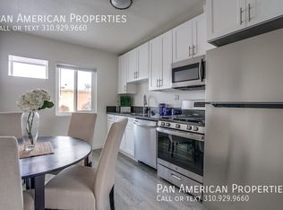 1074 E Market St APT 8, Long Beach, CA 90805