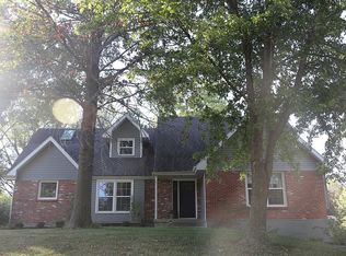 11802 Hills Cir, Kearney, MO 64060