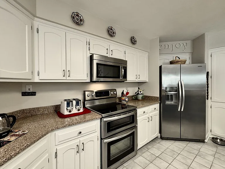 930 Forest Lakes Dr — Photo 28