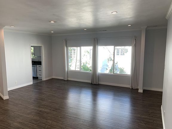 4th image of 1439 S Rexford Dr #5
