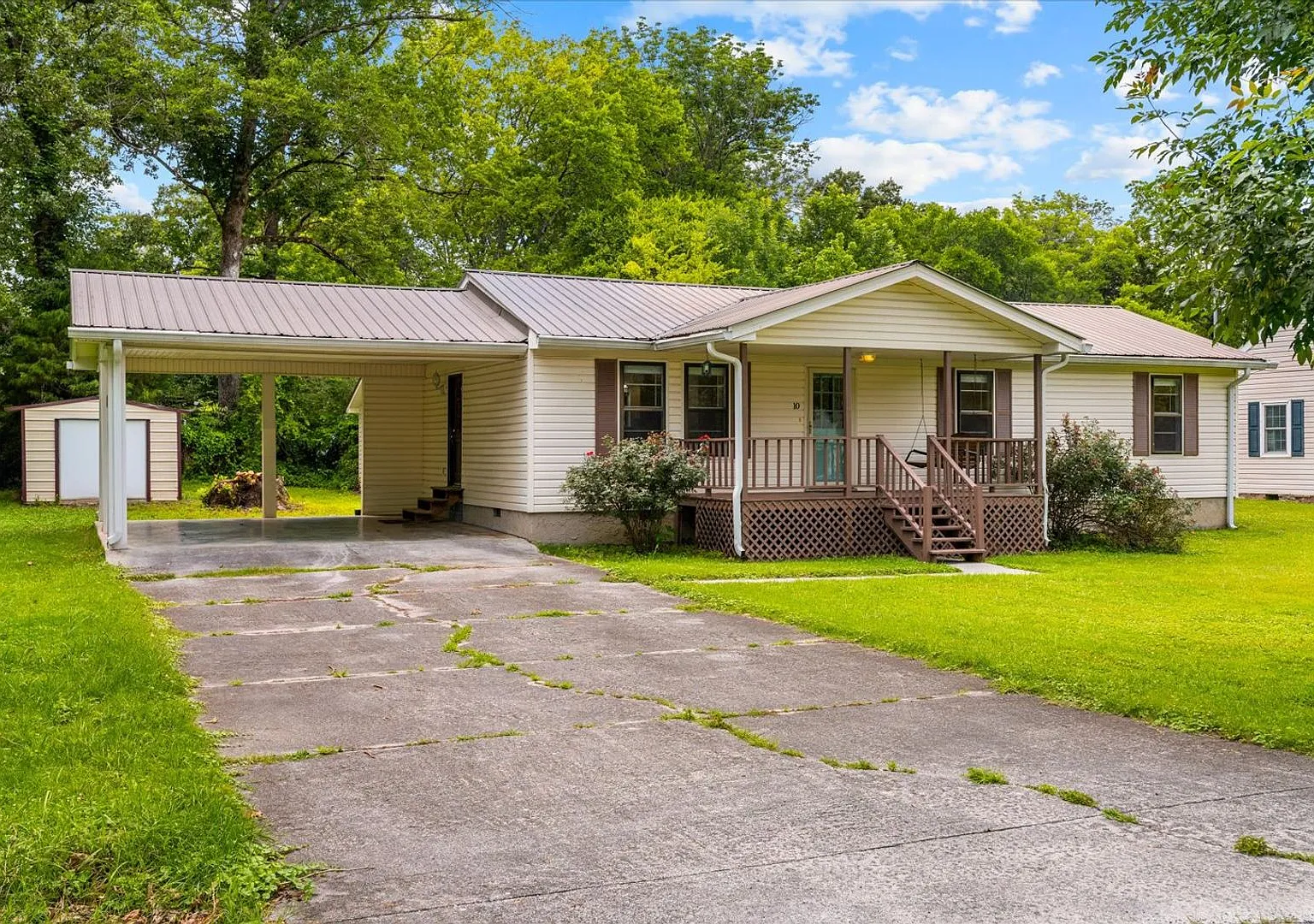 3BR Rental in Quiet Fort Oglethorpe Neighborhood Minutes from Battlefield Parkway & Chickamauga P... — Photo 1