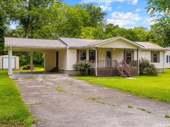 10 Morgan Cir, Fort Oglethorpe, GA 30742