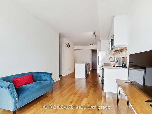 5th image of 388 Yonge St #6505