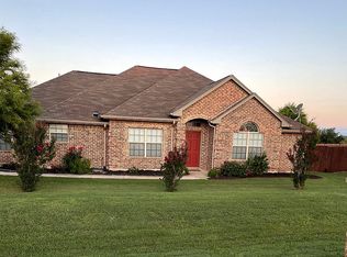 2430 Lake Ridge Cir, Sanger, TX 76266