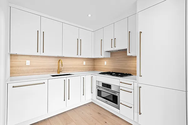 Rented by HomeDax Real Estate | media 11