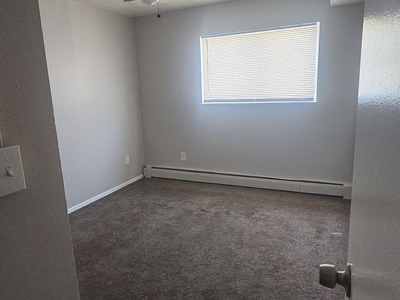 4th image of 895 Clinton Springs Ave