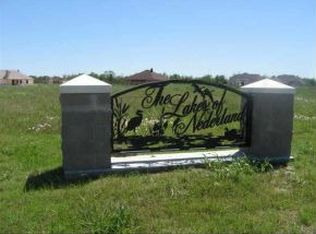 8200 Divya, Nederland, TX 77627