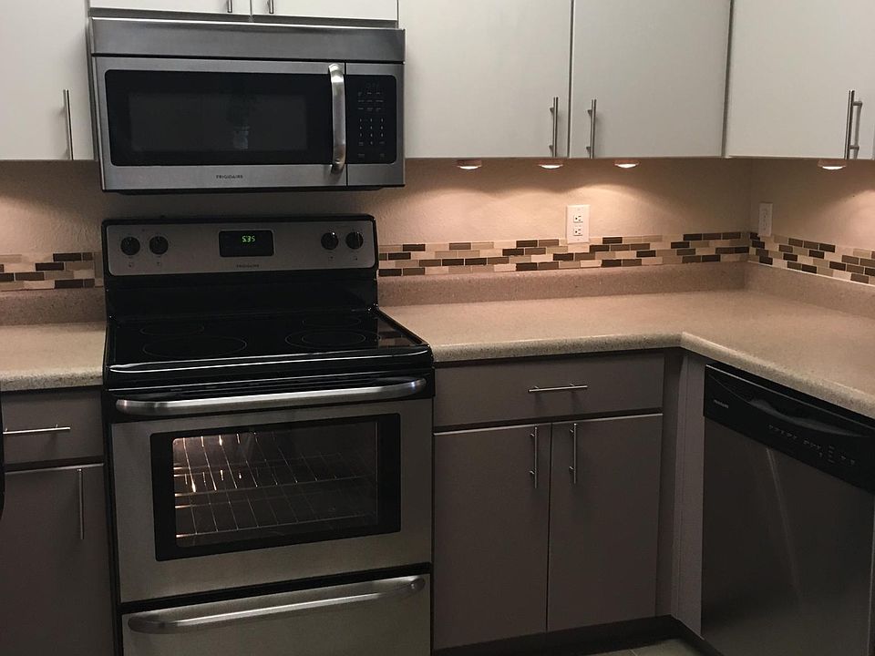 Kitchen stove, oven, microwave, dishwasher