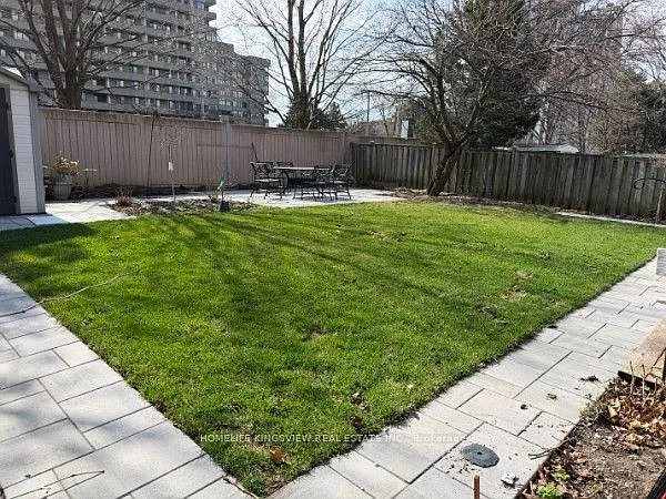 296 King Andrew Dr — Photo 16