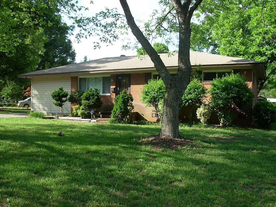 1st image of 4033 Winedale Ln