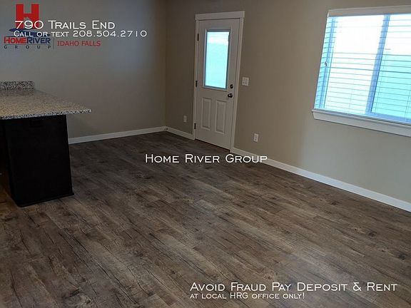 3rd image of 790 Trails End