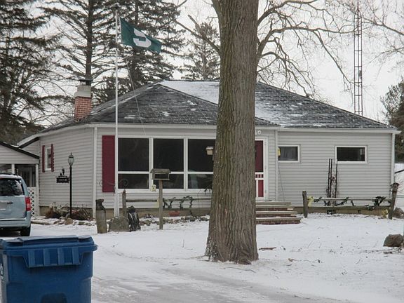 3rd image of 339 Saint Marys St