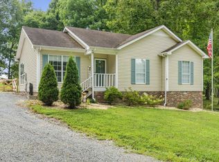143 Henry Harris Rd, Westmoreland, TN 37186