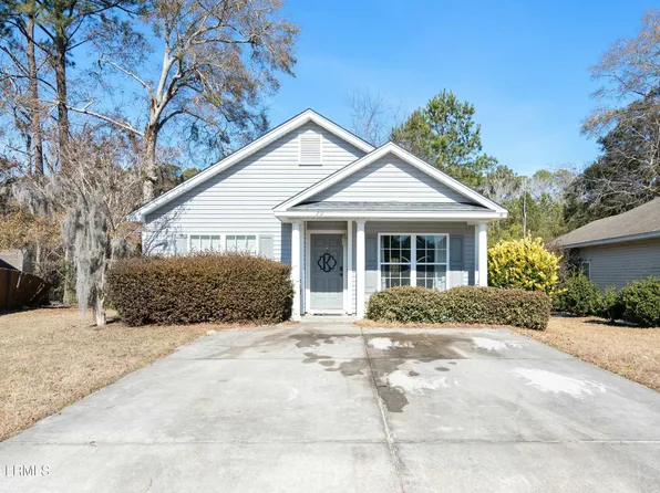 77 Wintergreen Dr, Beaufort, SC 29906