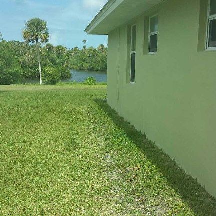 side yard