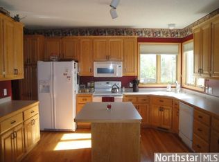 5080 Pondsedge Ln, Prior Lake, MN 55372