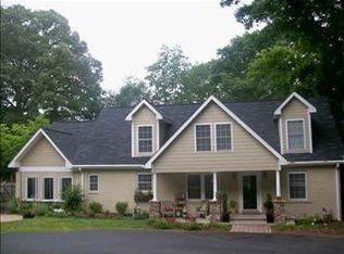 2036 Cleveland Street Ext, Greenville, SC 29607