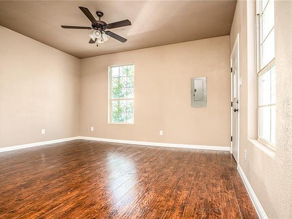 4th image of 8952 Marianna Way