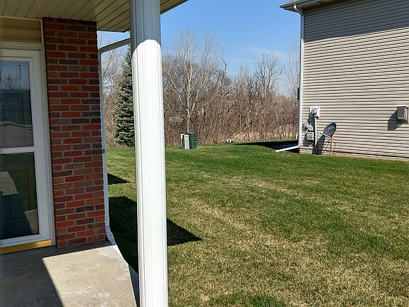3rd image of 1529 Sawyer Ct