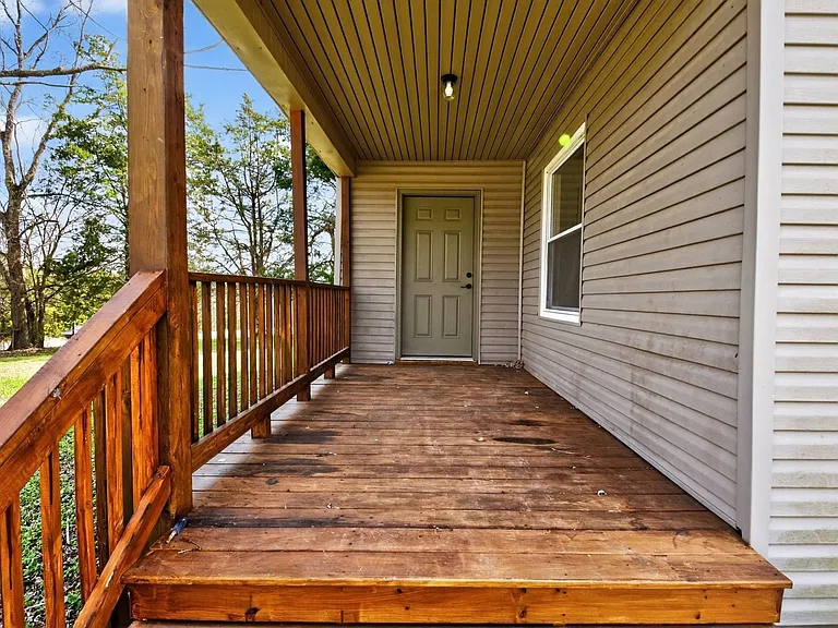 10208 Highway 13 S — Photo 22