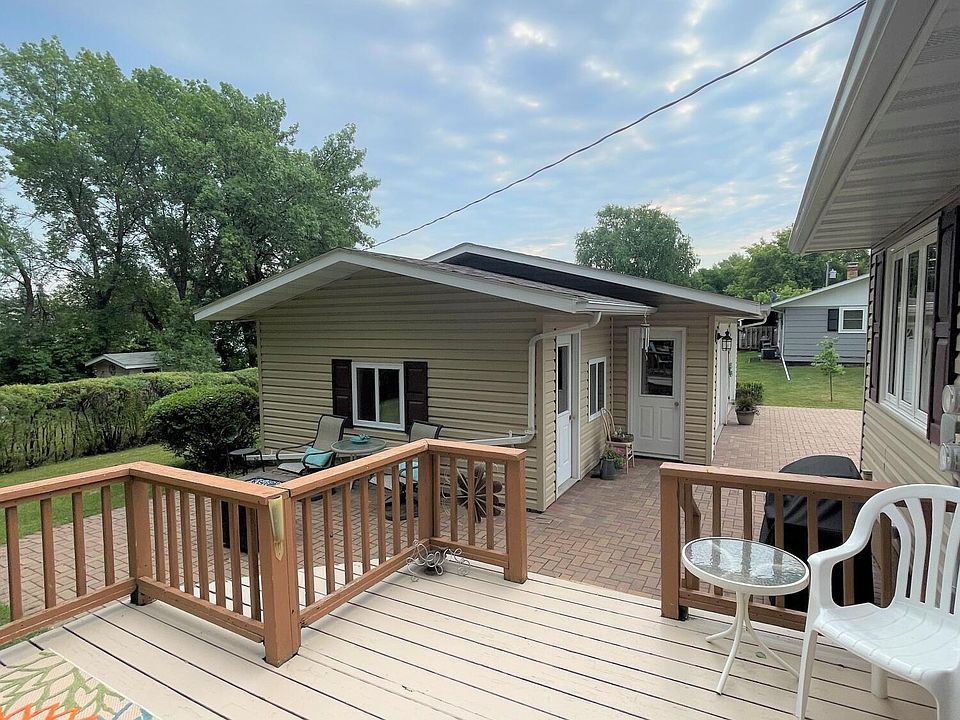 373 W Renville St, Pembina, ND 58271 Zillow