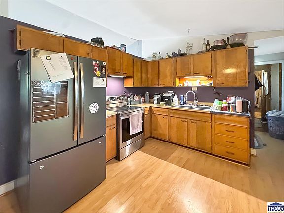 5th image of 4606 Lois Ln