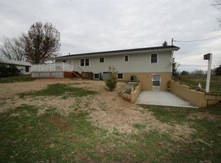 2378 Old Newport Hwy, Sevierville, TN 37876