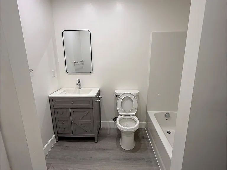 9011 Oneida Ave — Photo 12