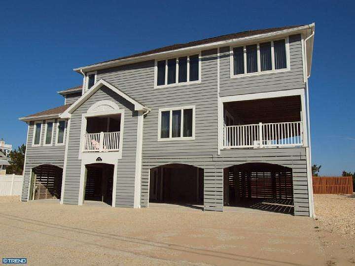 1st image of 14 Beach Ave