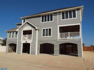 14 Beach Ave, Rehoboth Beach, DE 19971