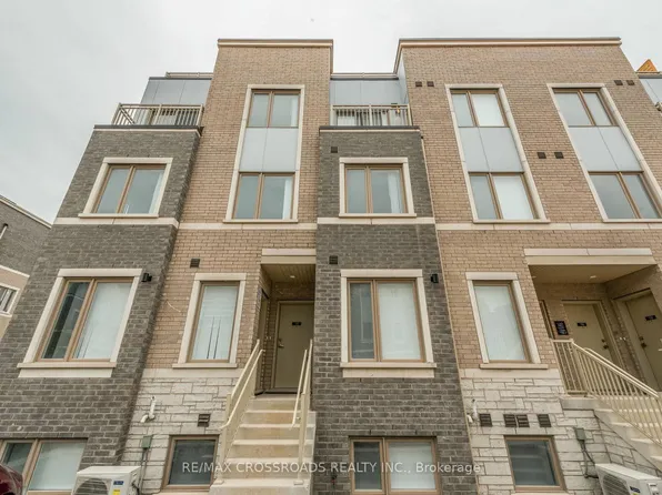 140 Honeycrisp Cres #292, Vaughan, ON L4K 0N7