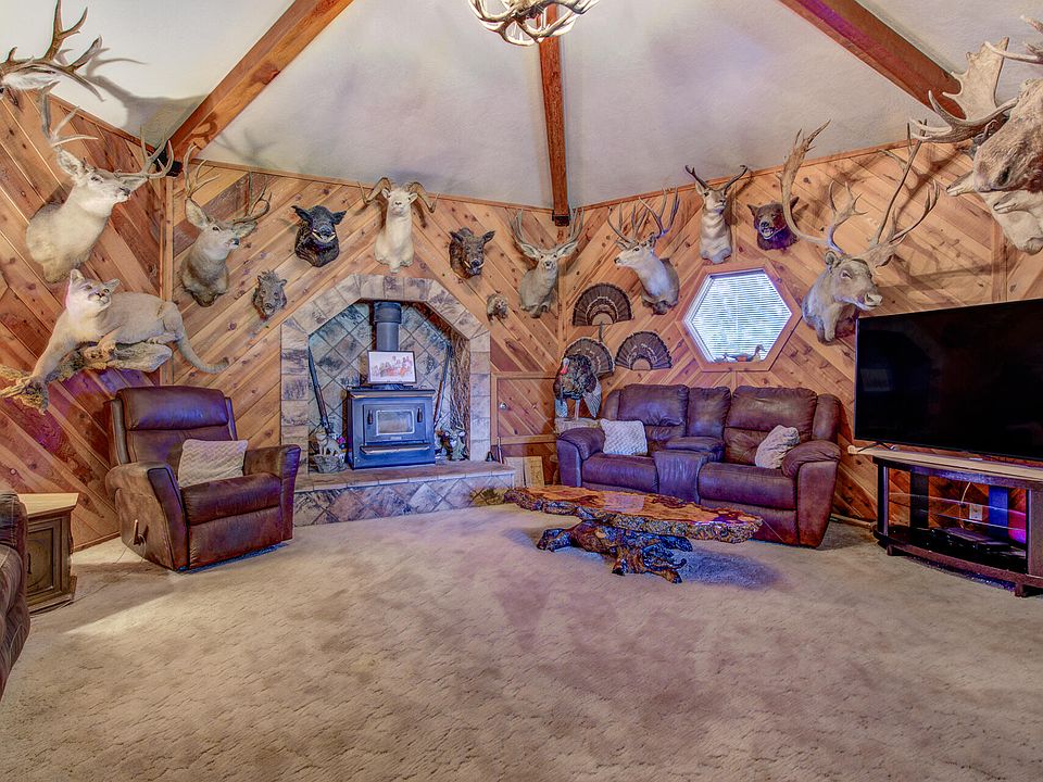 22655 Juanita Ct, Red Bluff, CA 96080 | Zillow