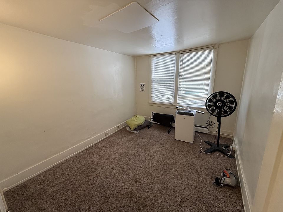 1st image of 229 S Geneva St APT 2