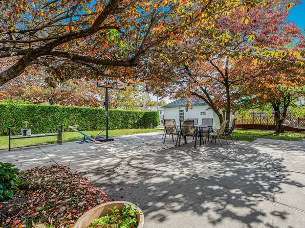 32-15 Murray Lane image 5 of 28