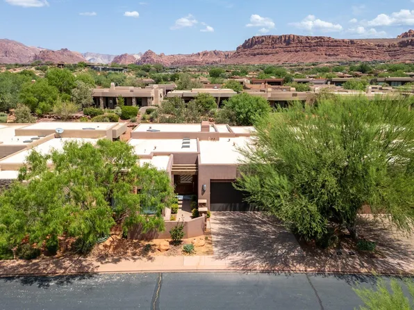 2085 N Tuweap Dr Unit 46, St George, UT 84770