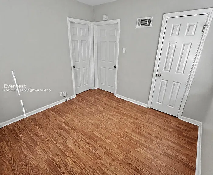 6936 Melrose Ave — Photo 17