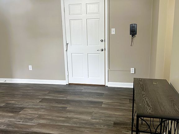 5th image of 1804 W Genesee St #8G