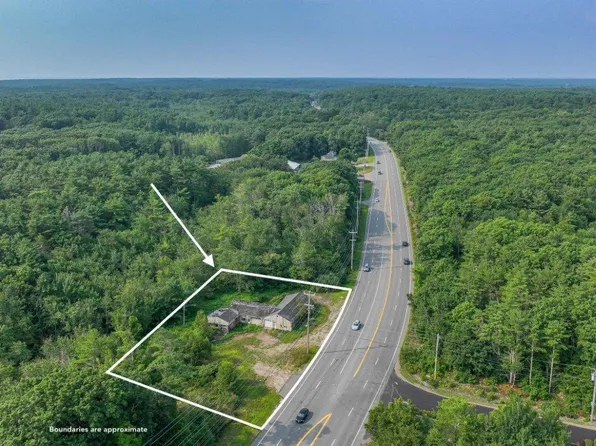 975 US Route 1, York, ME 03909