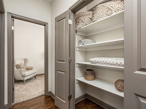 5th image of 110 Opus Ln #215-203