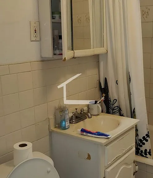 45 Ashford St #1 — Photo 14