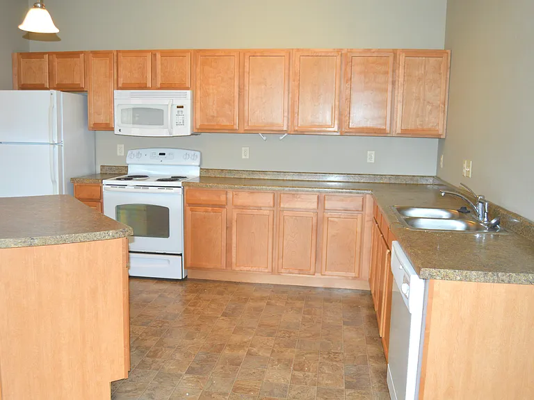 Boulder Ridge Apartments — Photo 67