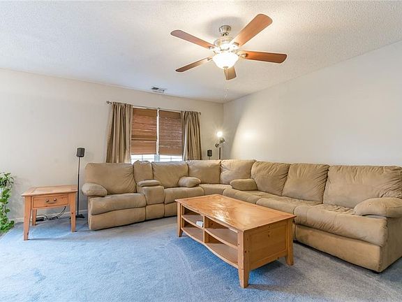 4th image of 109 Fox Creek Dr