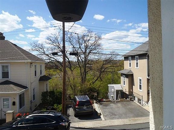 4th image of 12 Franklin St